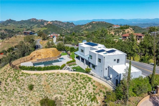 717 Latigo Canyon Road, Malibu, CA 90265