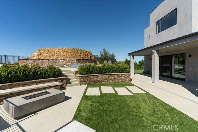 717 Latigo Canyon Road, Malibu, CA 90265