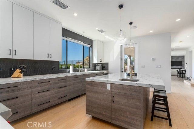 717 Latigo Canyon Road, Malibu, CA 90265