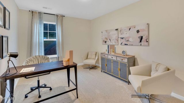 386 Alta Tree Blvd, Johnson City, TN 37604