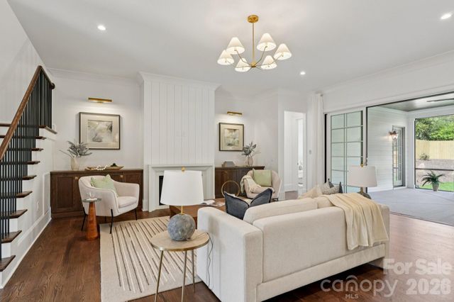 444 Hunter Lane, Charlotte, NC 28211