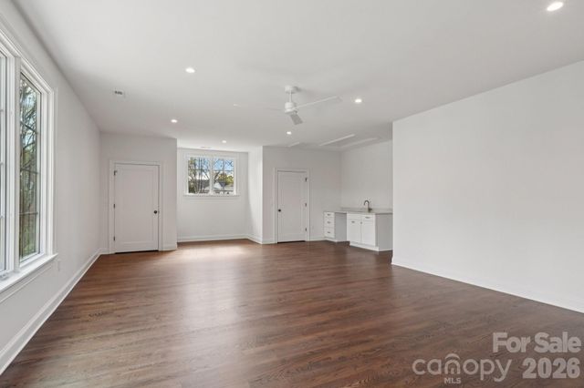 444 Hunter Lane, Charlotte, NC 28211