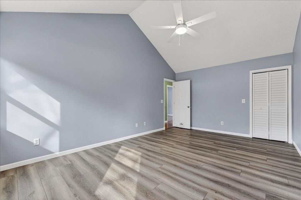 Image 27 of property listing at 201 Ash Court, Summerville, SC 29486