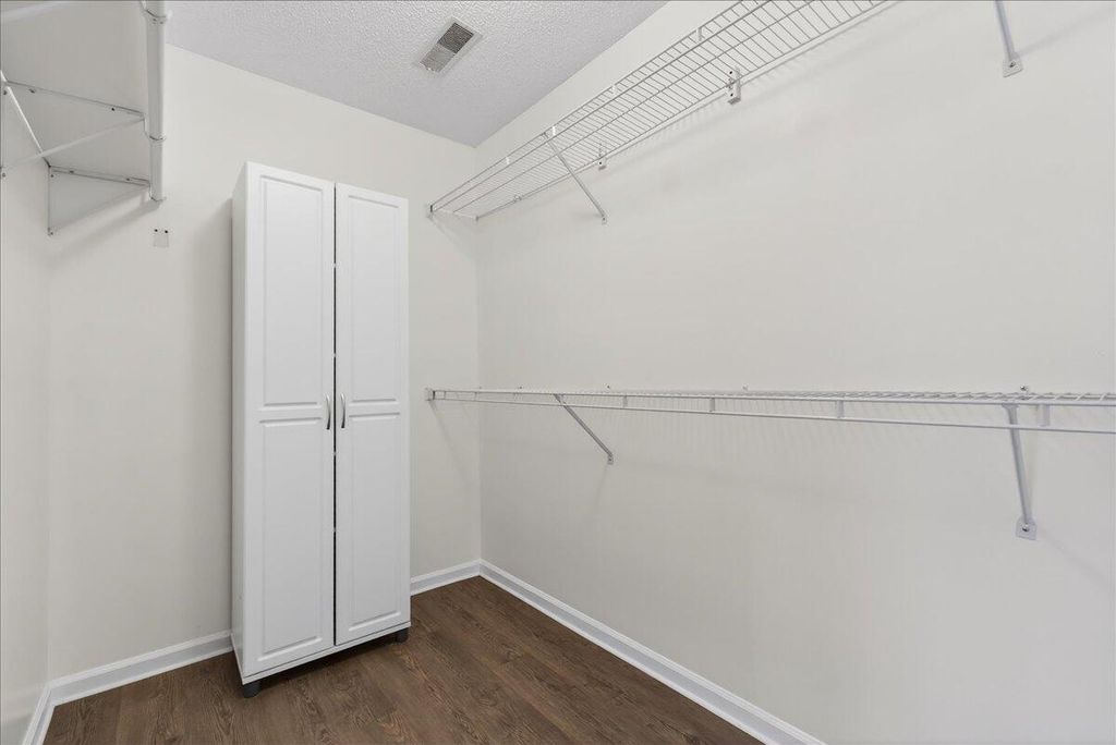 Image 28 of property listing at 201 Ash Court, Summerville, SC 29486