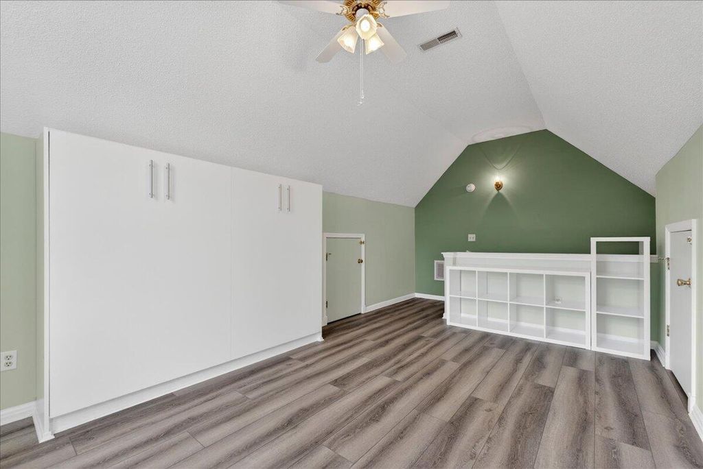 Image 36 of property listing at 201 Ash Court, Summerville, SC 29486