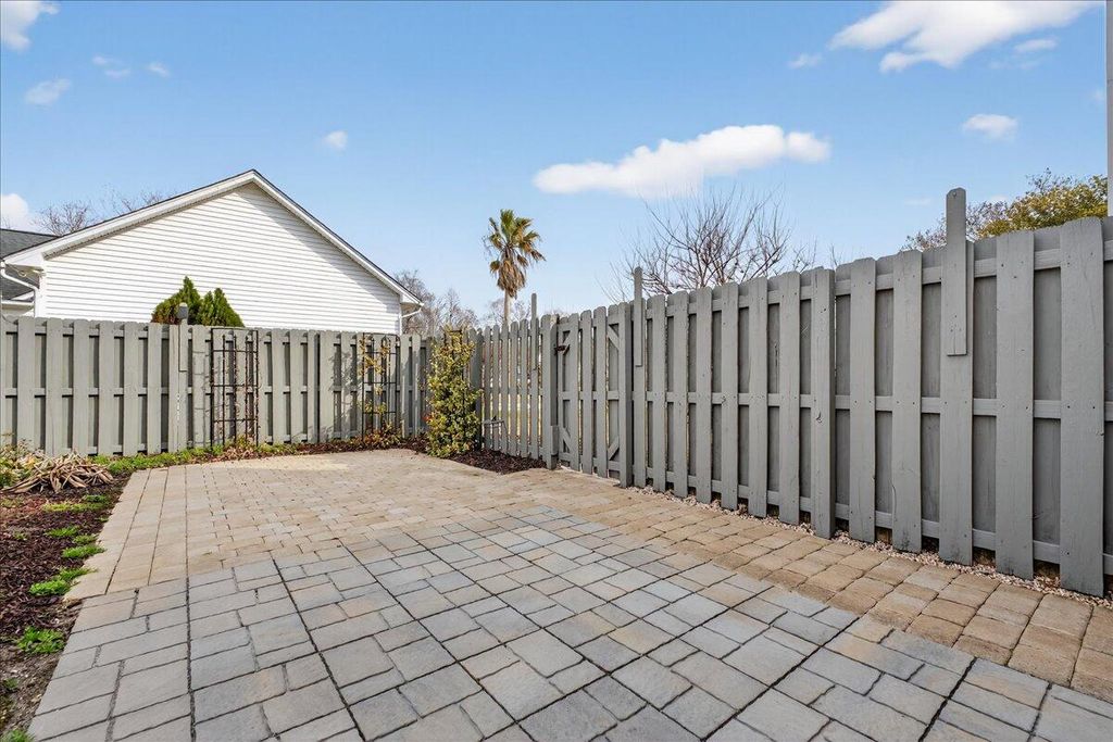 Image 38 of property listing at 201 Ash Court, Summerville, SC 29486