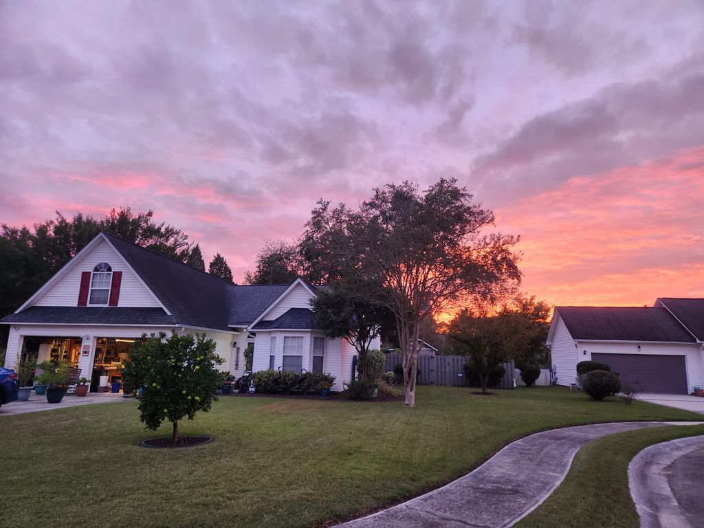 Image 42 of property listing at 201 Ash Court, Summerville, SC 29486