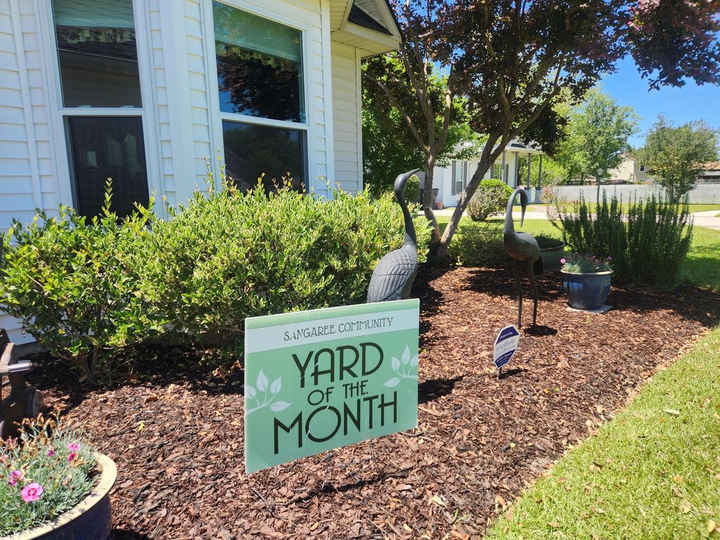 Image 44 of property listing at 201 Ash Court, Summerville, SC 29486