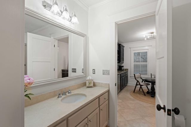 121 W Shipyard Road, Mount Pleasant, SC 29464