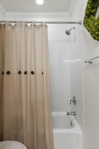 121 W Shipyard Road, Mount Pleasant, SC 29464