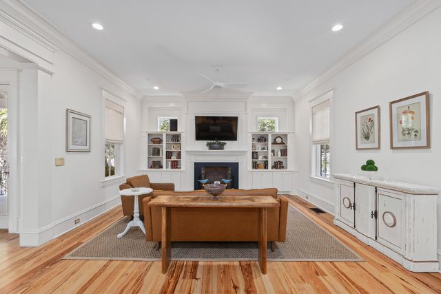 121 W Shipyard Road, Mount Pleasant, SC 29464