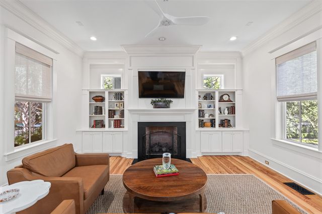 121 W Shipyard Road, Mount Pleasant, SC 29464