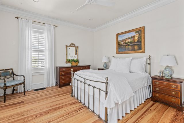 121 W Shipyard Road, Mount Pleasant, SC 29464