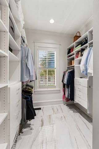 121 W Shipyard Road, Mount Pleasant, SC 29464