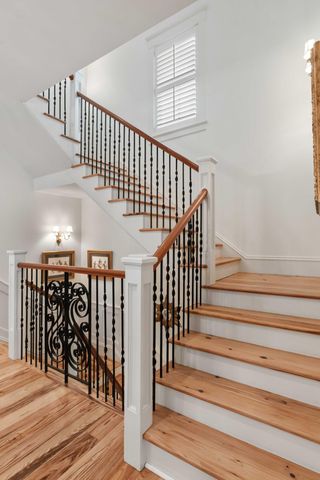 121 W Shipyard Road, Mount Pleasant, SC 29464