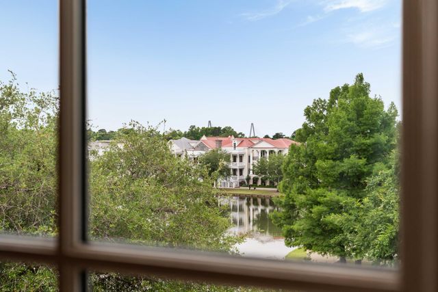 121 W Shipyard Road, Mount Pleasant, SC 29464