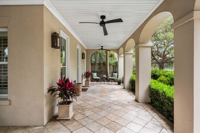 121 W Shipyard Road, Mount Pleasant, SC 29464