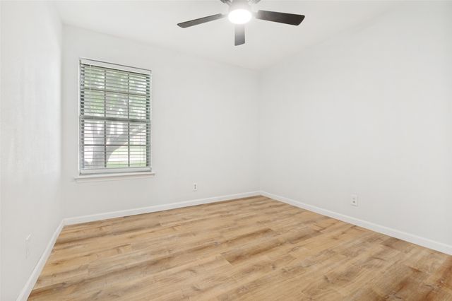 2654 Arlington Lane, Lancaster, TX 75134