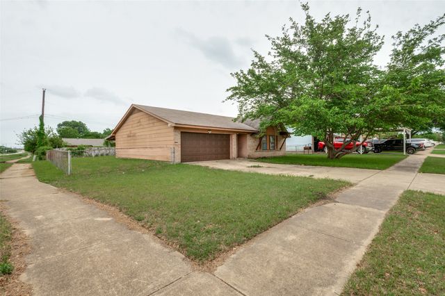 2654 Arlington Lane, Lancaster, TX 75134