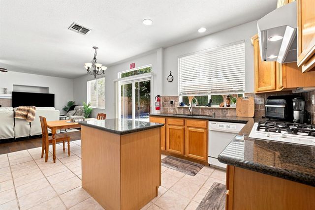 1045 Callander Way, Folsom, CA 95630