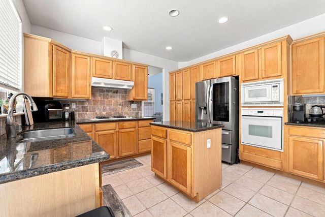 1045 Callander Way, Folsom, CA 95630