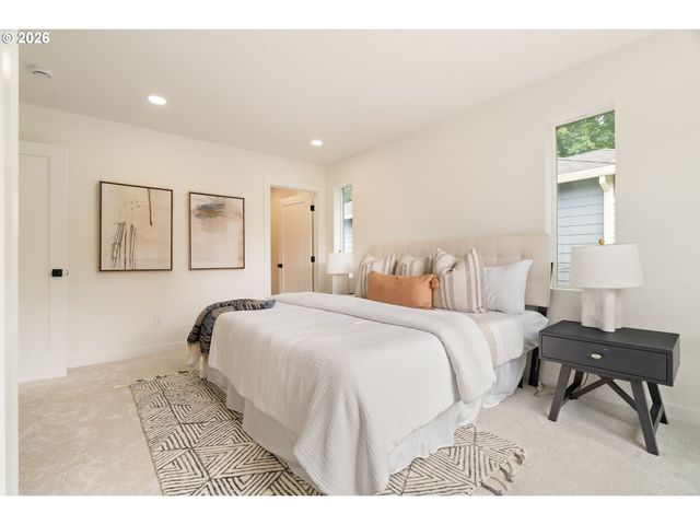 6407 Ne 32ND Pl, Portland, OR 97211