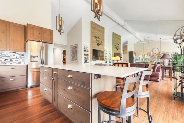 331 Red River Road, Palm Desert, CA 92211