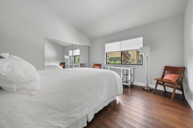 331 Red River Road, Palm Desert, CA 92211