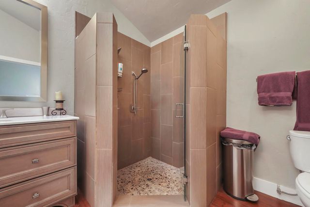 331 Red River Road, Palm Desert, CA 92211