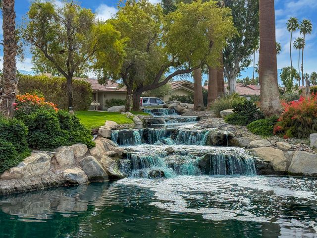 331 Red River Road, Palm Desert, CA 92211