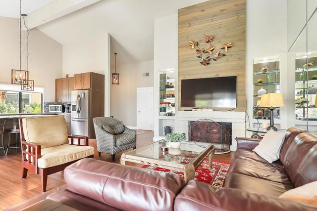 331 Red River Road, Palm Desert, CA 92211