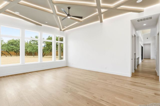 15 Wellesley, Shavano Park, TX 78231