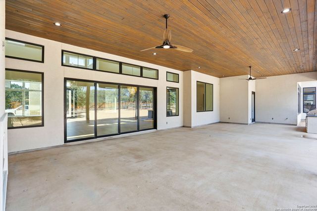 15 Wellesley, Shavano Park, TX 78231