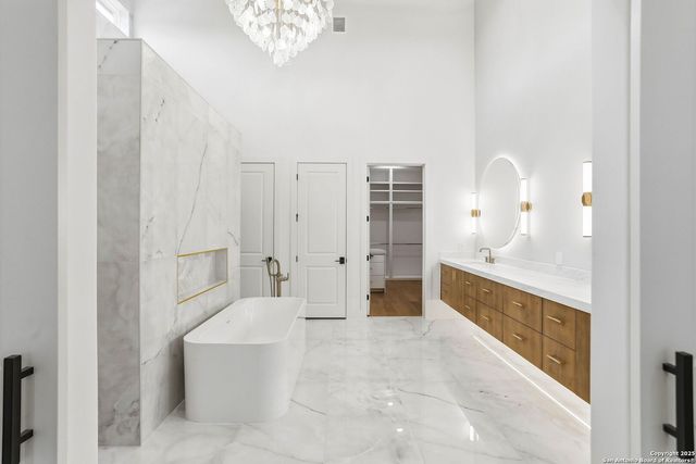 15 Wellesley, Shavano Park, TX 78231