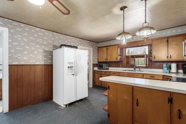 1229 Ruger Avenue, Janesville, WI 53545