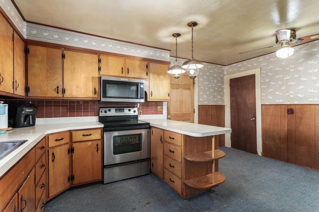 1229 Ruger Avenue, Janesville, WI 53545