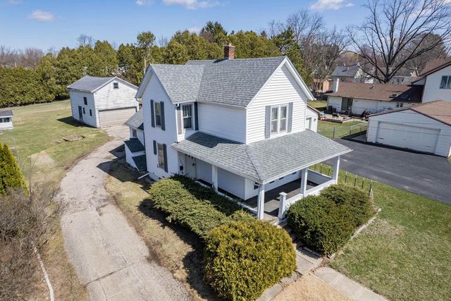 1229 Ruger Avenue, Janesville, WI 53545