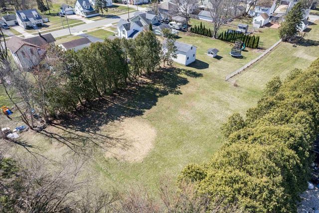 1229 Ruger Avenue, Janesville, WI 53545