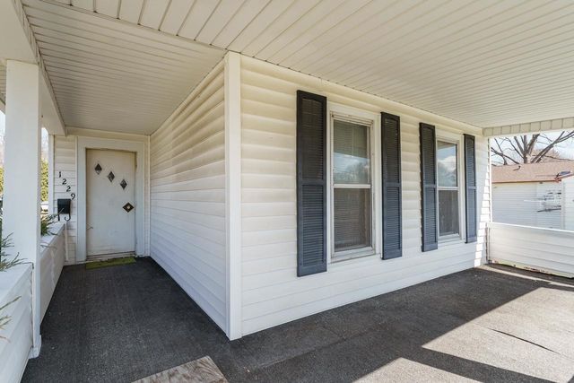 1229 Ruger Avenue, Janesville, WI 53545