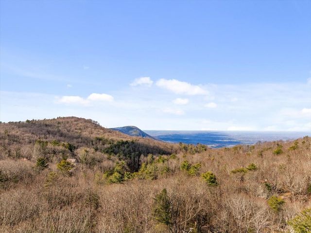 50 Shawnee Trail, Chatsworth, GA 30705