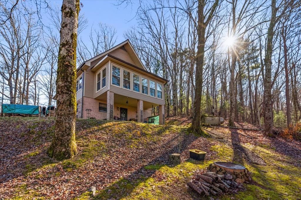 50 Shawnee Trail, Chatsworth, GA 30705