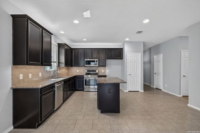 451 Rustic Willow, Selma, TX 78154