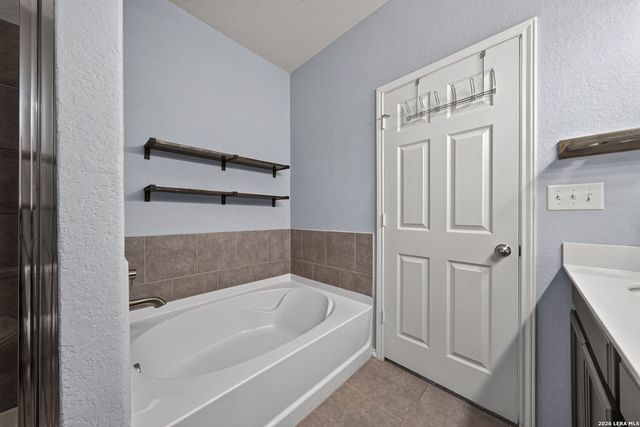 451 Rustic Willow, Selma, TX 78154