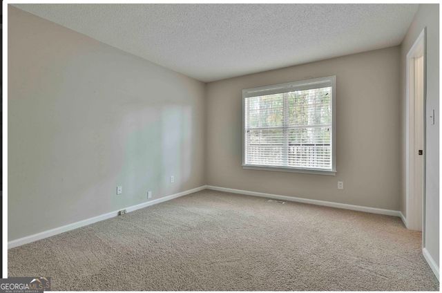 20 Audubon Point, Newnan, GA 30265