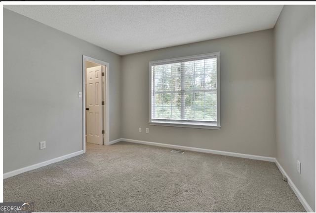 20 Audubon Point, Newnan, GA 30265