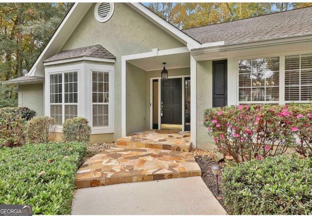 20 Audubon Point, Newnan, GA 30265