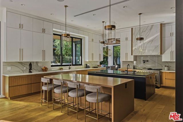 4565 Encino Avenue, Encino (los Angeles), CA 91316