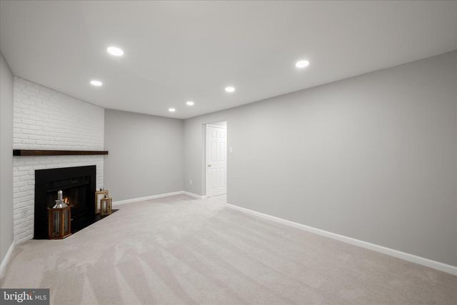 1764 CASTLEFORD SQ, Crofton, MD 21114