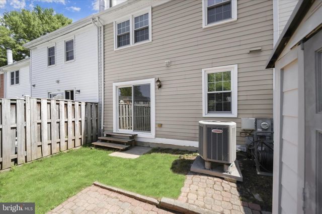 1764 CASTLEFORD SQ, Crofton, MD 21114