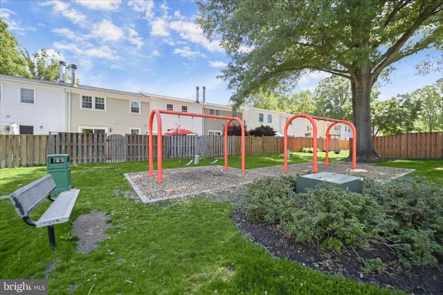 1764 CASTLEFORD SQ, Crofton, MD 21114